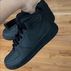 High-top Airforce 1s